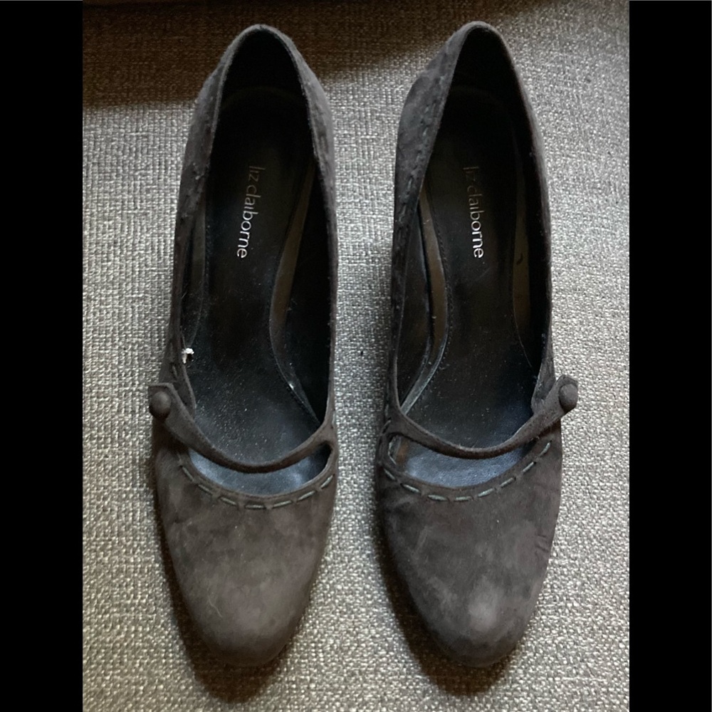 Liz Claiborne Grey Suede Heels Size 8.5